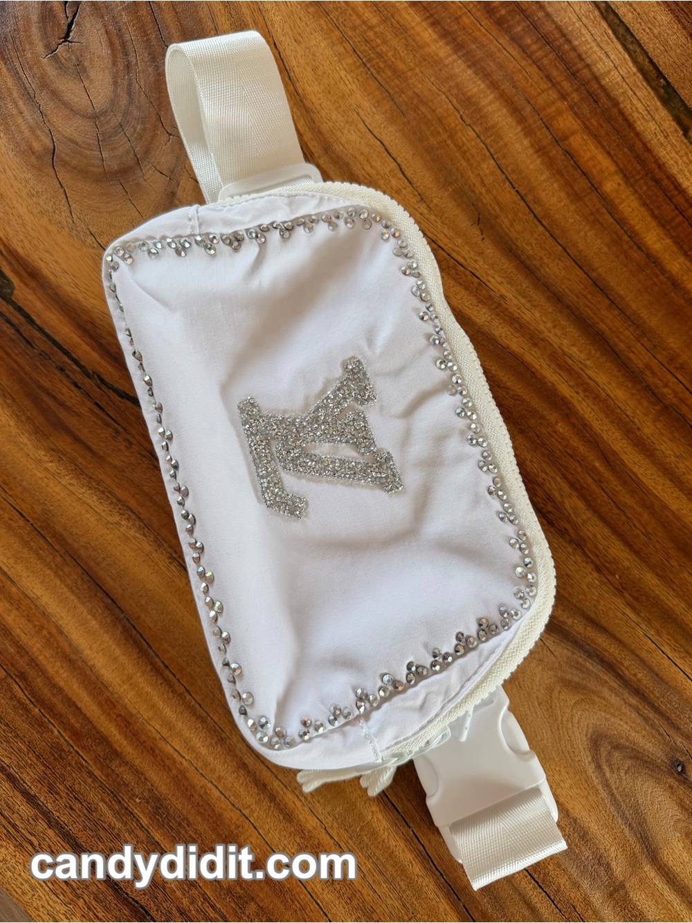New! Handmade Candy Did It! White With Silver Crystal Logo Bum Bag Purse - Picture 9 of 13